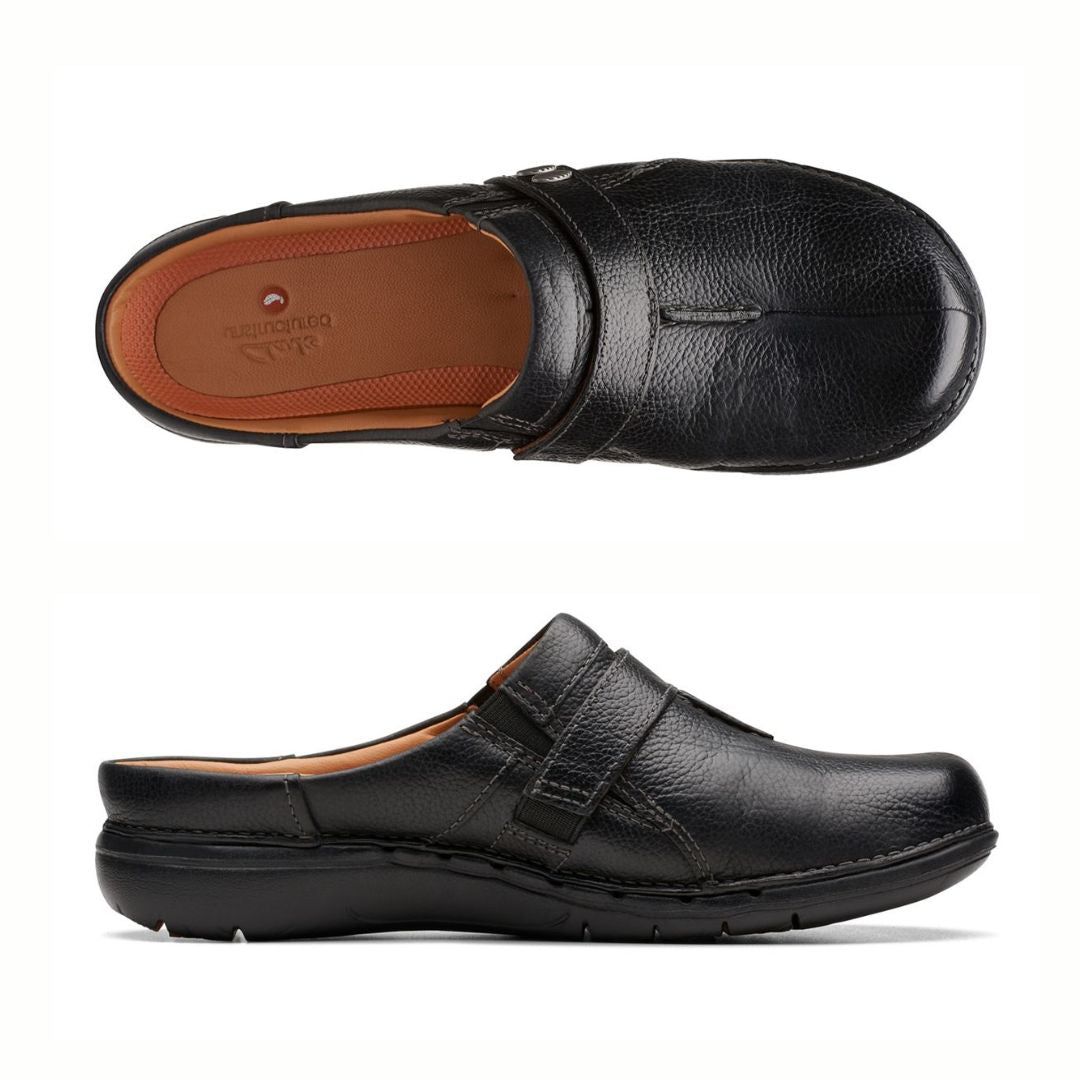 Top and profile view of UNLoop Ease in black. Footbed is brown with Clarks logo. Shoe has a round toe with seam down the center. 