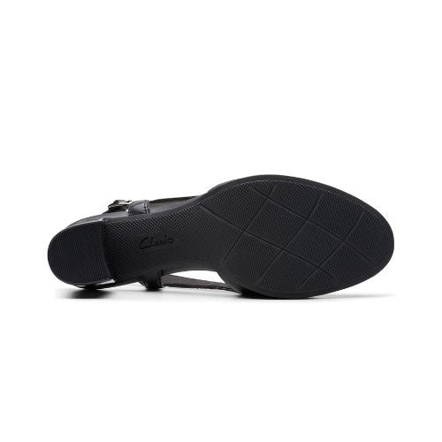 Black rubber outsole of Bayla Joy in black. 