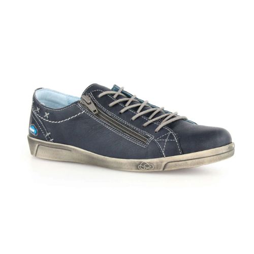 Navy leather sneaker with zipper and lace closure. Cloud logo displayed on small blue badge is visible at the heel.