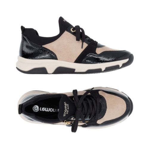 D1S02 Lace-Up Sneaker