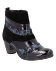 D8798 Heeled Ankle Boot