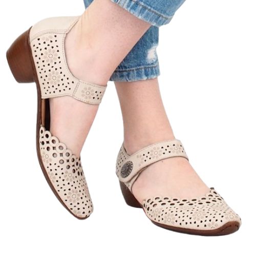 43753 Heeled Mary-Jane