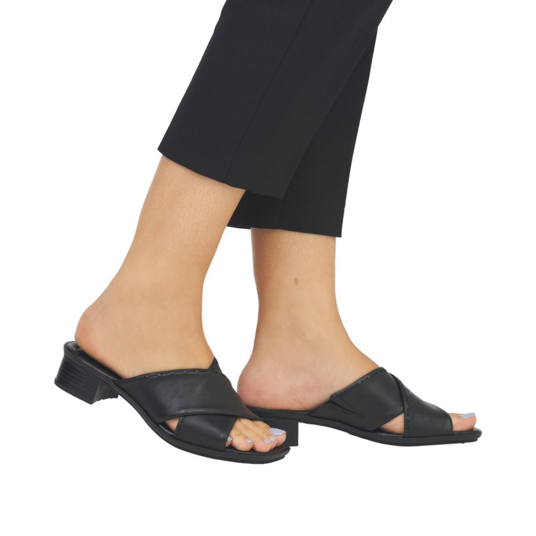 62690 Slide Heel