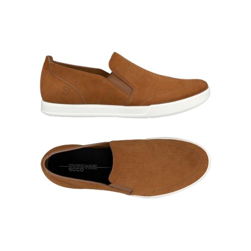 Travel M Slip-On Sneaker