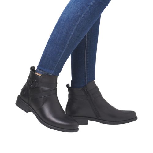 D0F77 Ankle Boot