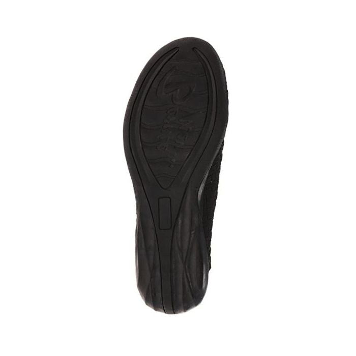 The outsole of the Bernie Mev Catwalk flat in black. 